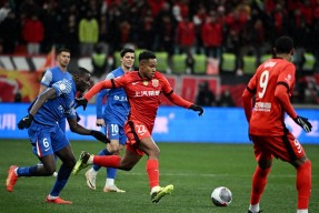 包含上海申花迎法国杯关键赛；今晚强势反弹；媒体盛赞；更衣室氛围转暖的词条