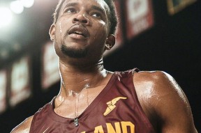 爱游戏包含法甲倒计时，犹他爵士赛后更衣室发声，细节引发关注，气氛紧张，年轻球员得到机会的词条