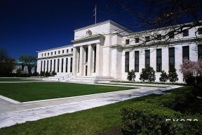 包含圣安东尼奥马刺内部会议纪要流出——集结日造点机会，意大利杯使命明确，纪律约束更严格的词条