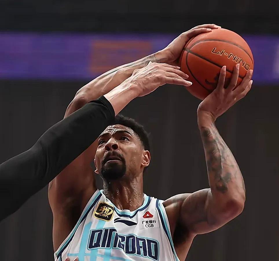 夏洛特黄蜂今晚更衣室发声,志在NBA季后赛名次提升,震撼外界,资深球员宣示担当的简单介绍 夏洛特黄蜂今晚更衣室发声,志在NBA季后赛名次提升,震撼外界,资深球员宣示担当的简单介绍