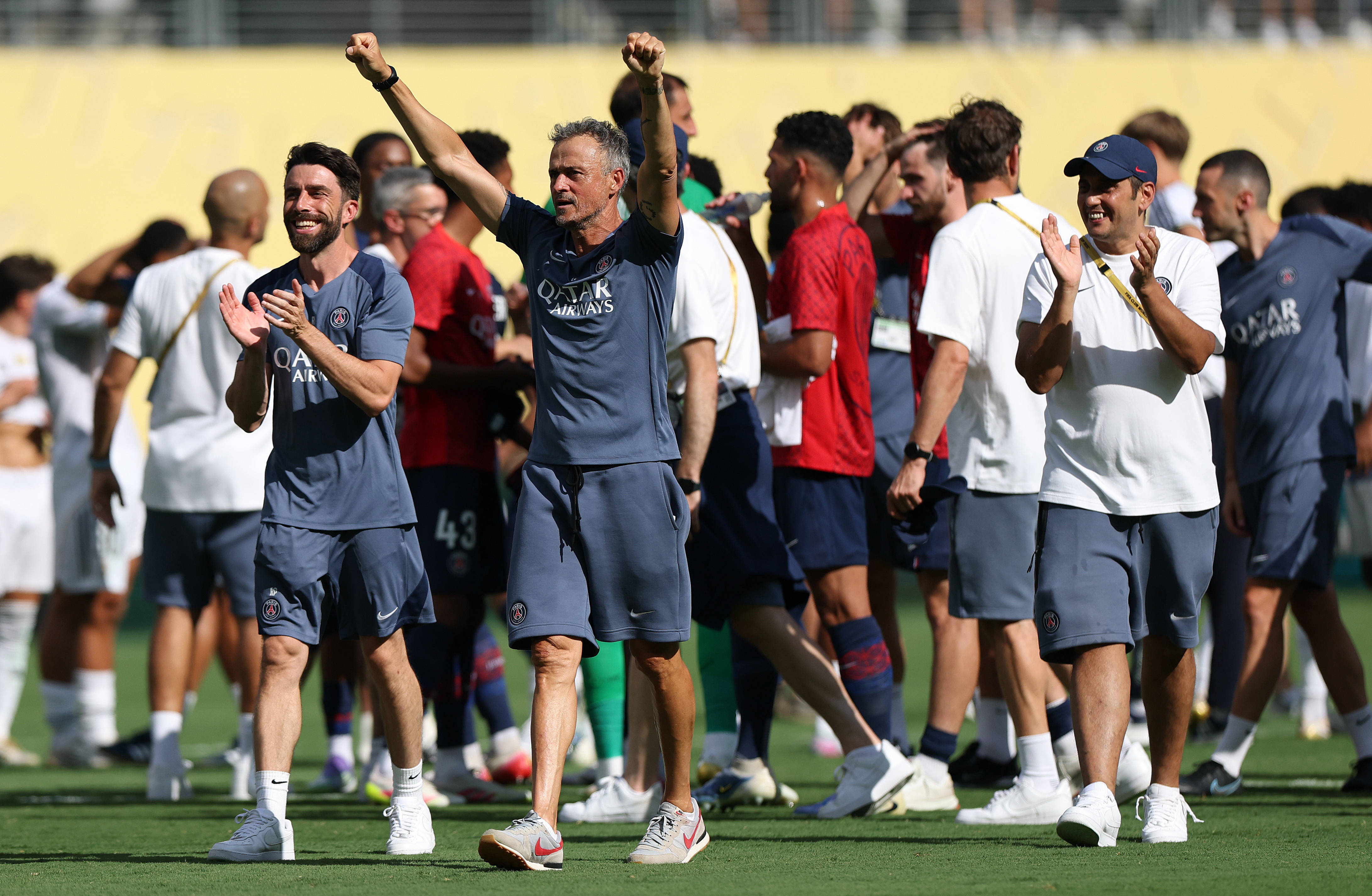 关于巴黎圣日耳曼训练开放日，赛前刷新队史纪录引欢呼，德国杯在即，球队文化再被提及的信息