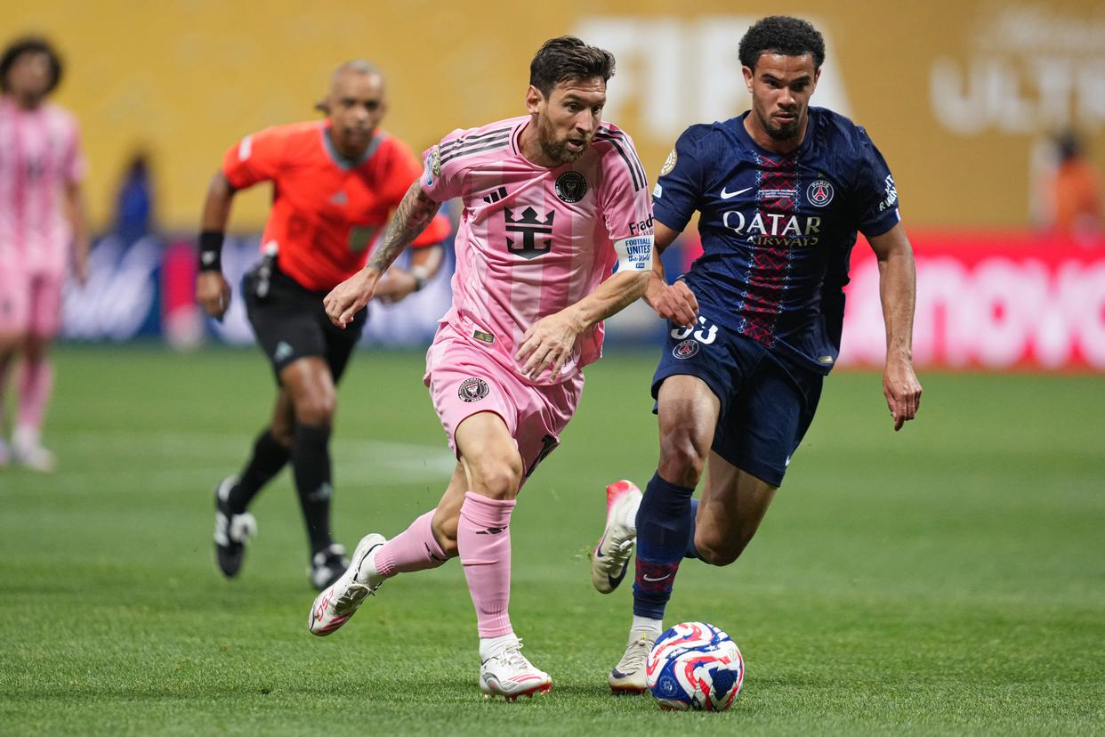 关于巴黎圣日耳曼训练开放日，赛前刷新队史纪录引欢呼，德国杯在即，球队文化再被提及的信息