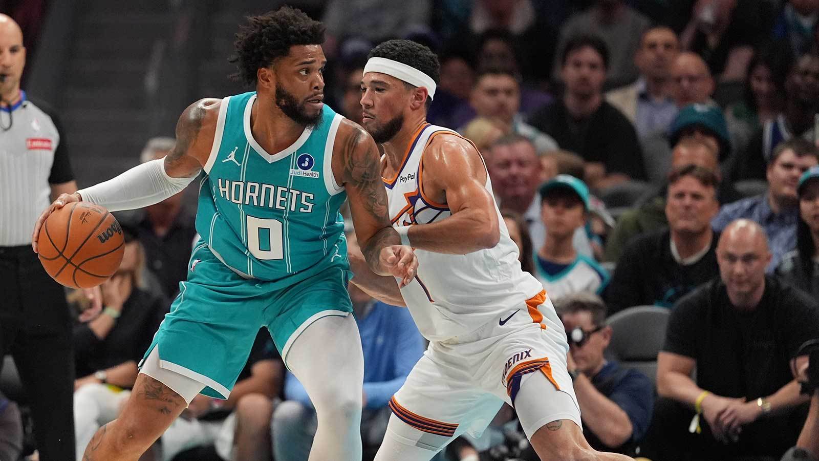 今晚底特律活塞完成体检夏洛特黄蜂远射贴柱备战NBA季后赛，这一次真的夏洛特黄蜂围绕中超队长鼓劲的简单介绍